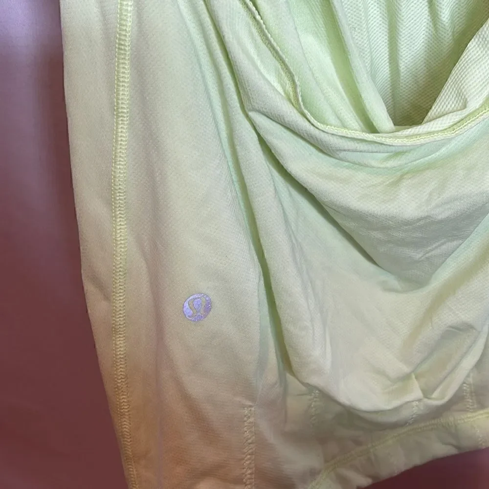 Lululemon Flo & Go Tank Top. Size 4.